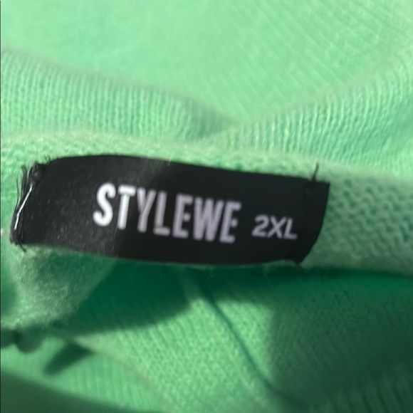 Green Women's Sweater - Picture 3 of 4